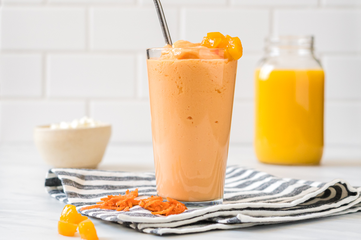 Peaches ‘N Cream Protein Smoothie - Smart Nutrition with Jessica Penner, RD