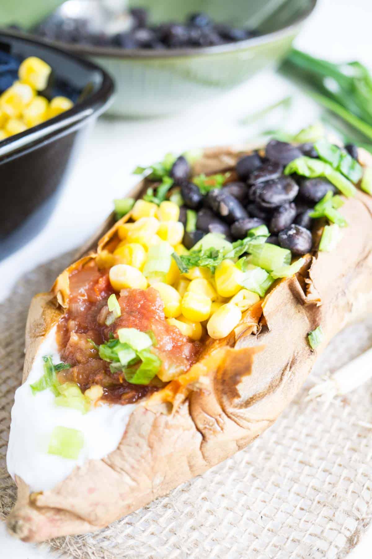 5 minute meal: Mexican Stuffed Baked Potatoes