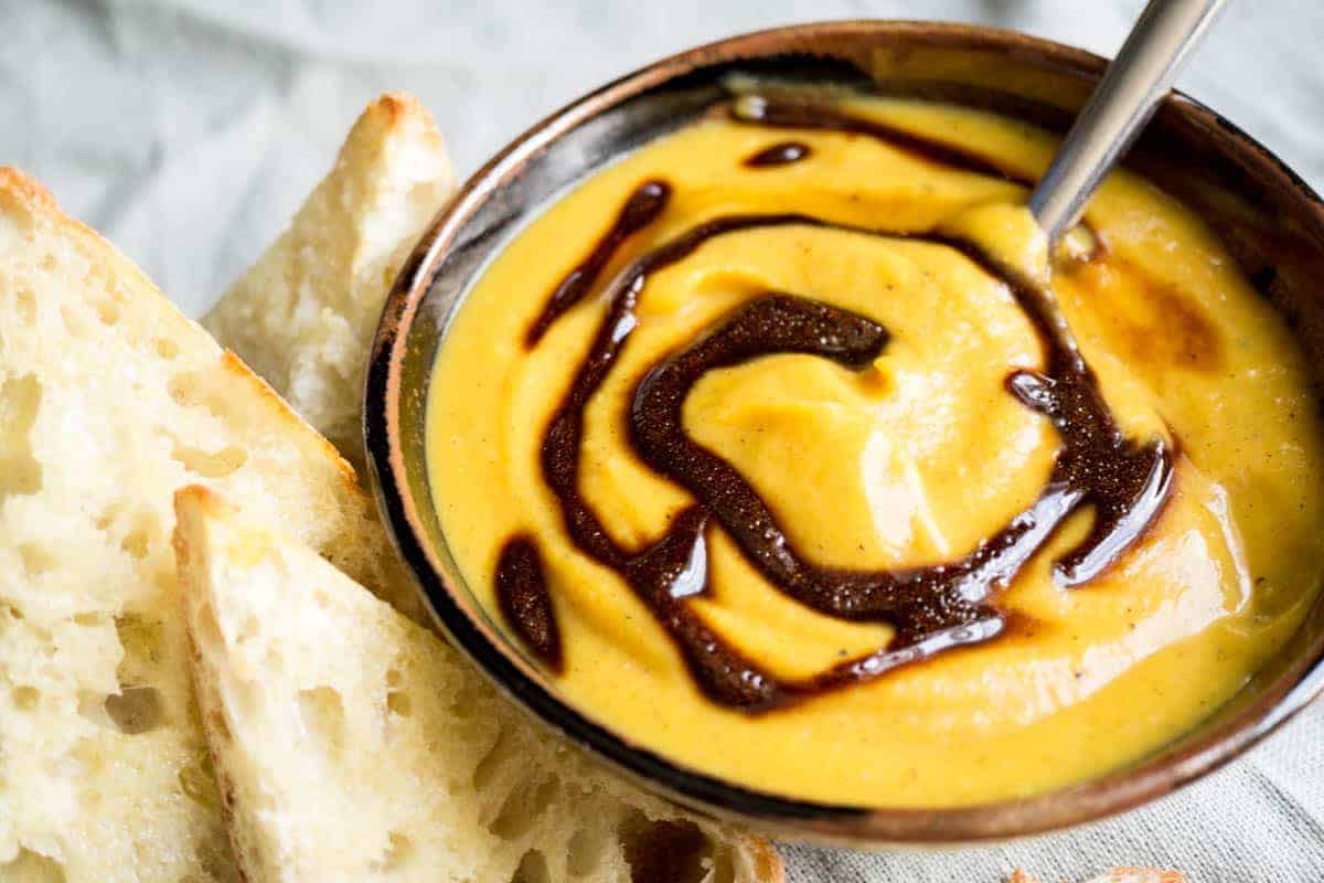 carmelized-apple-and-butternut-squash-soup-with-balsamic-drizzle-31-of-31