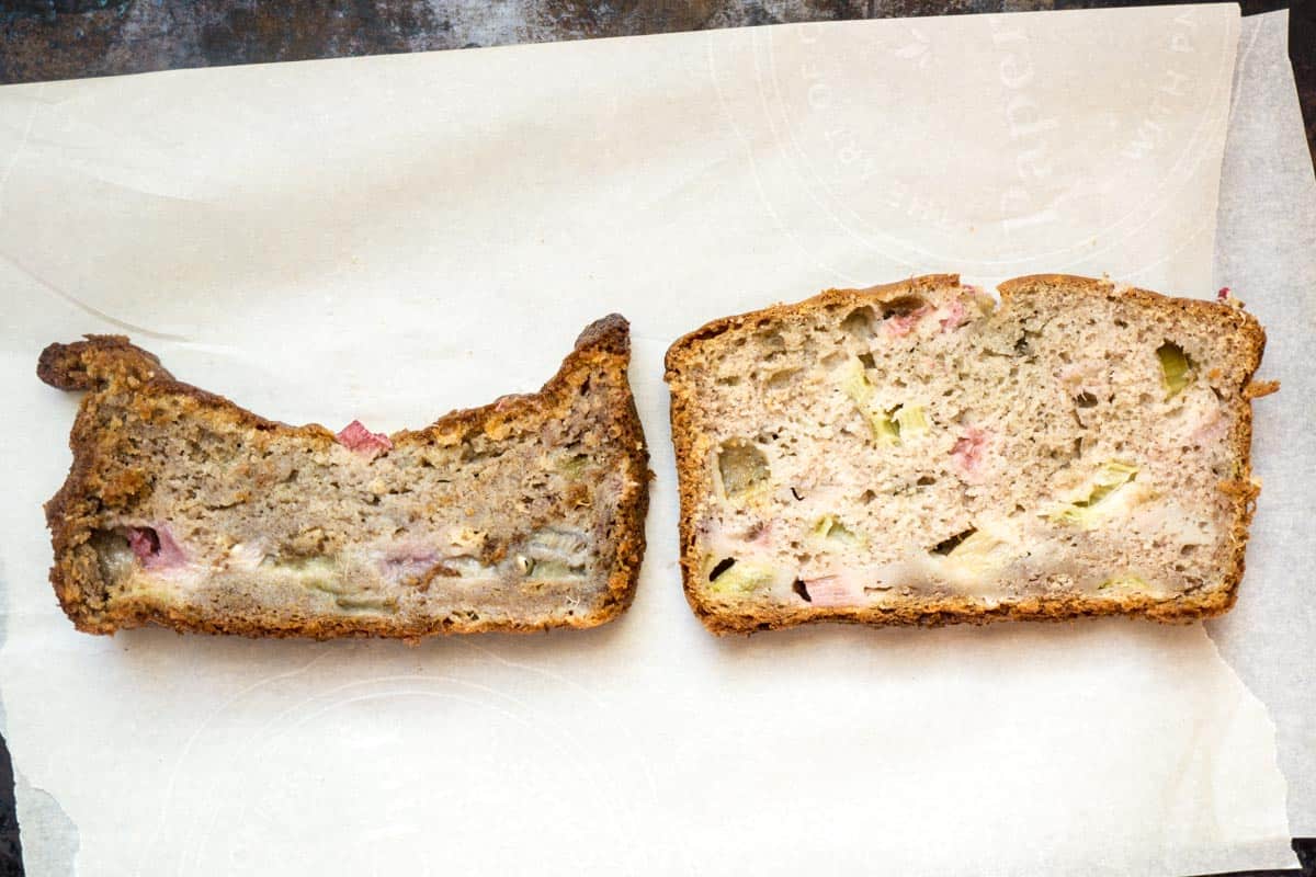 rhubarb banana bread 