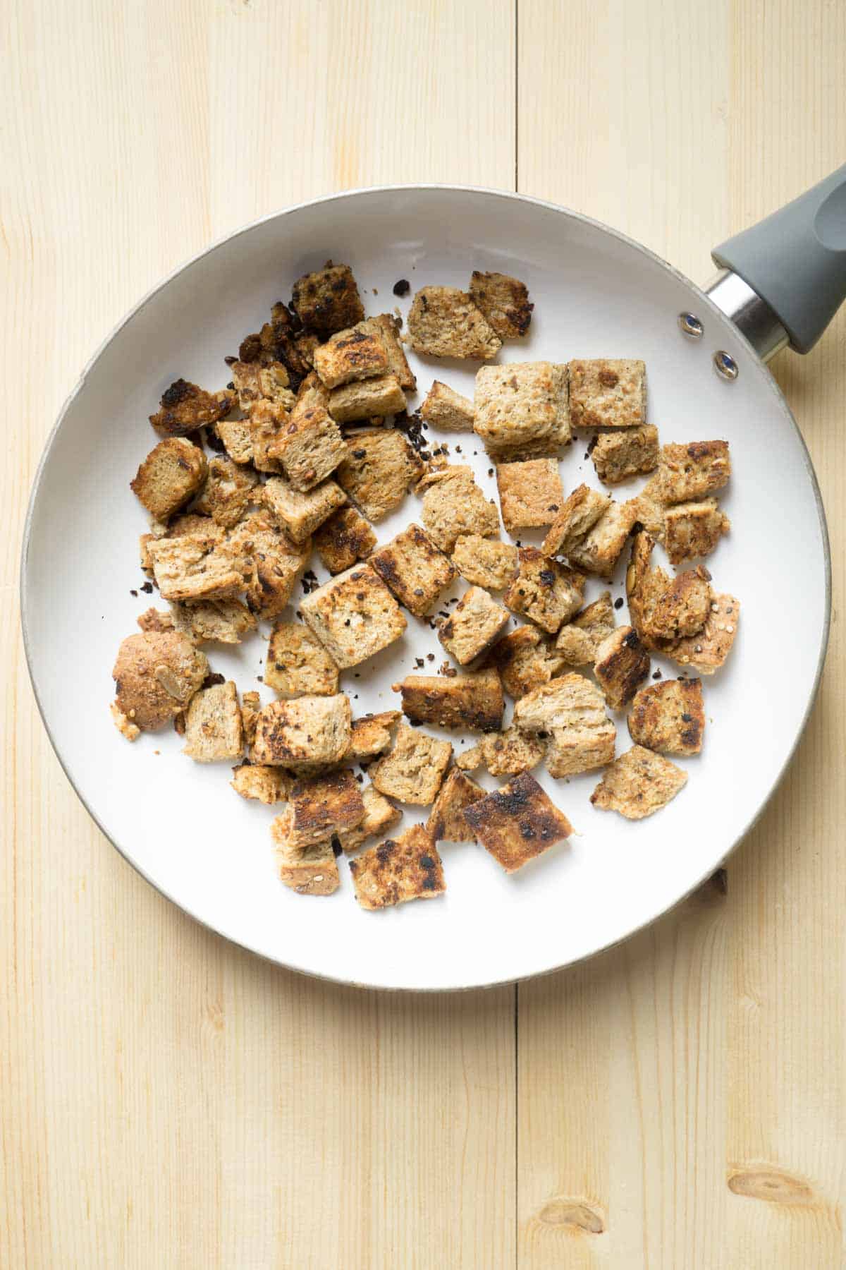 homemade croutons only 4 ingredients