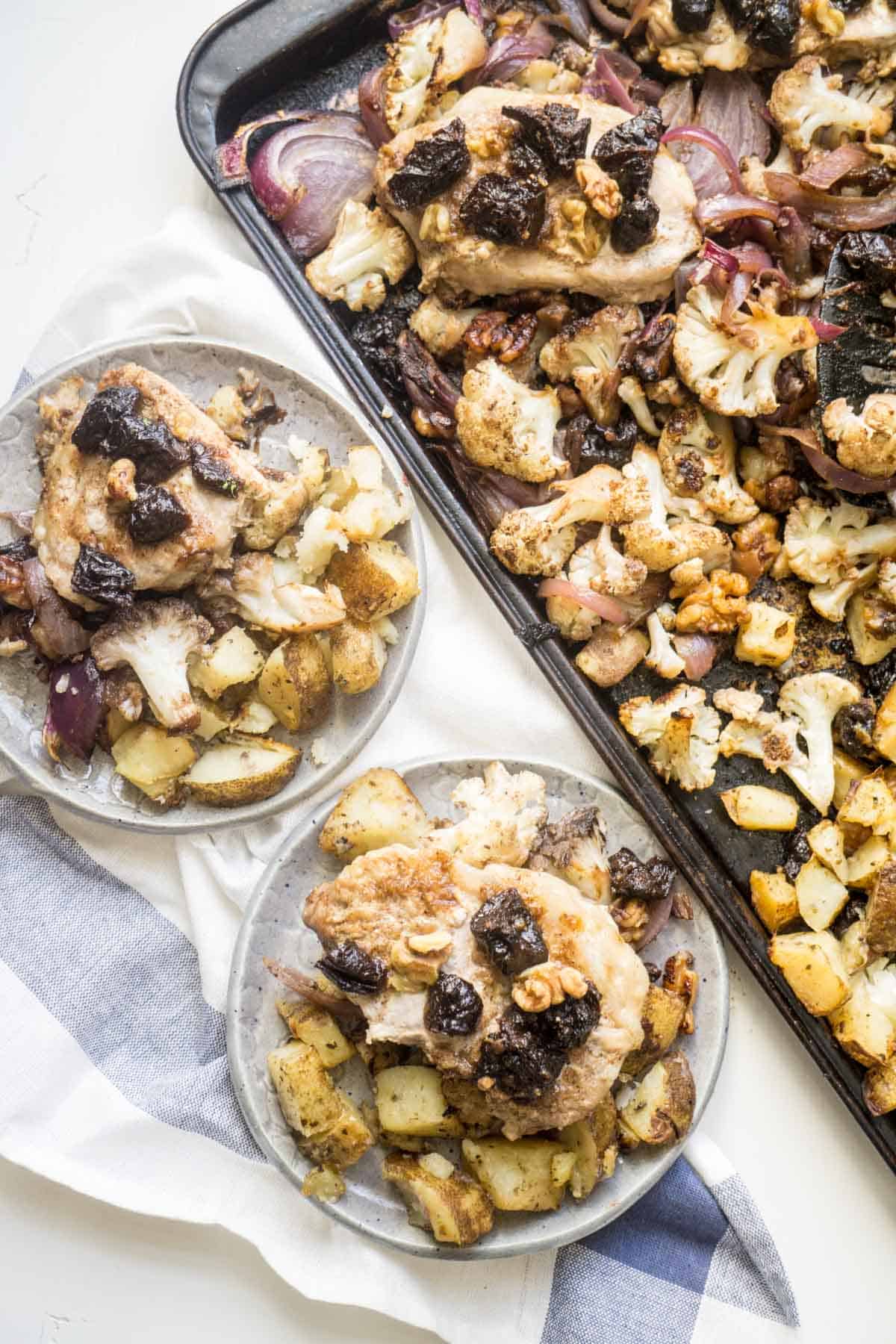 https://smartnutrition.ca/wp-content/uploads/2018/02/sheet-pan-pork-and-dried-plums-12-of-16.jpg