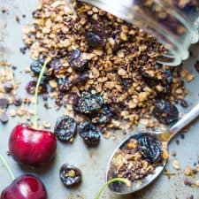 Chocolate Granola with Cherries and Quinoa #breakfast #healthybreakfast #glutenfreerecipes #veganrecipes #lovecrunch #granola